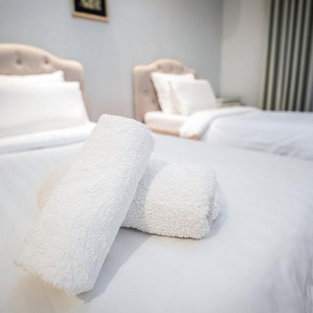 Univers Resort Elbasan Exterior photo