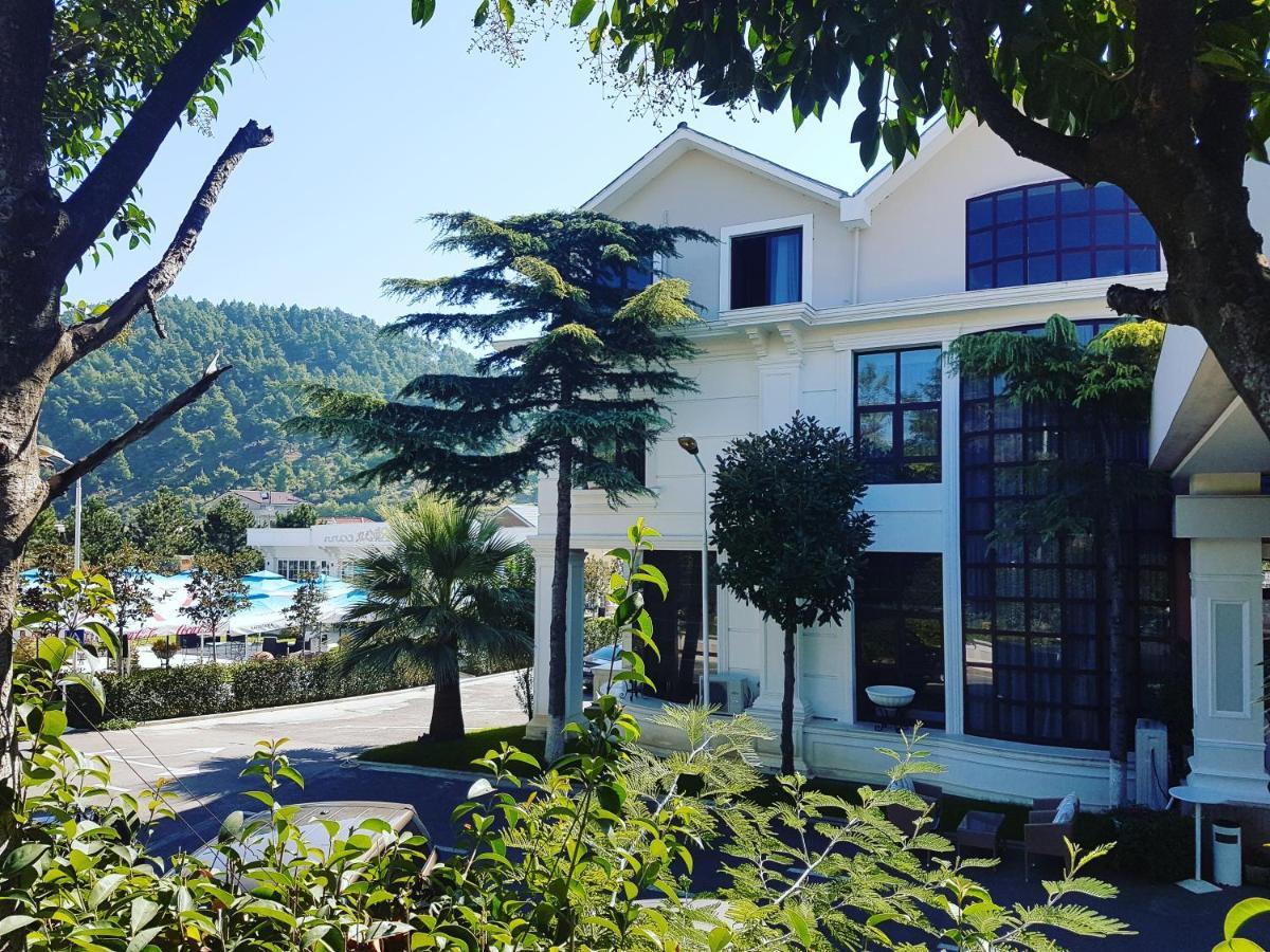 Univers Resort Elbasan Exterior photo