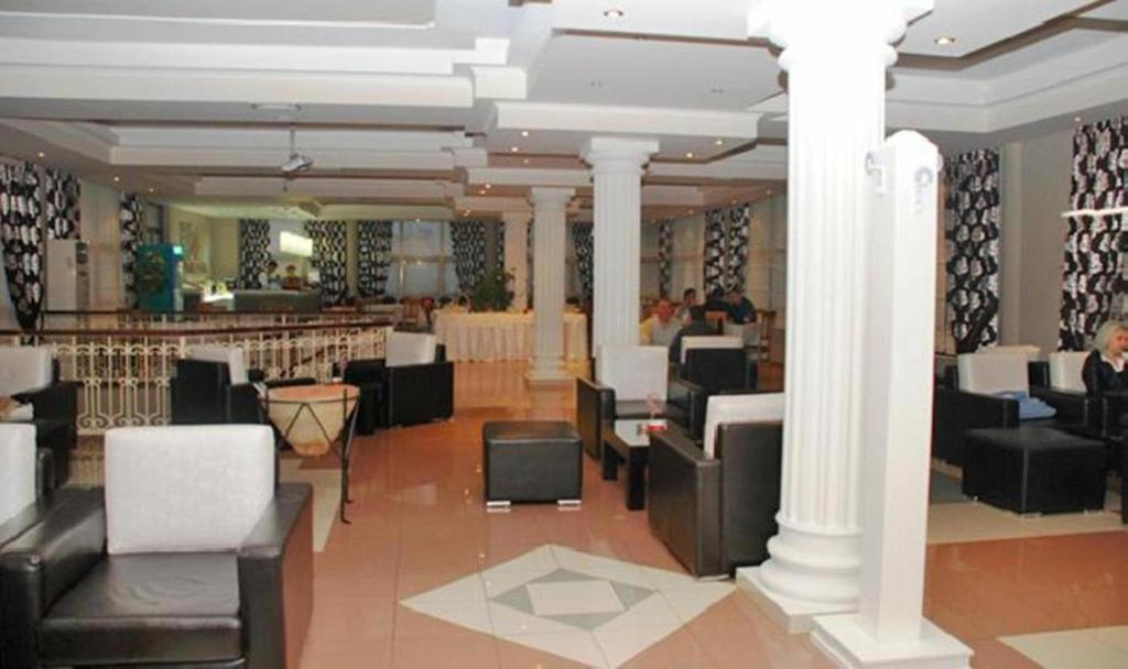 Univers Resort Elbasan Exterior photo