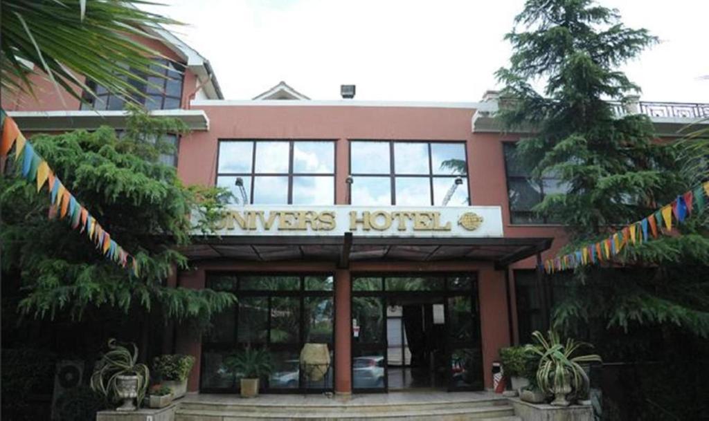 Univers Resort Elbasan Exterior photo