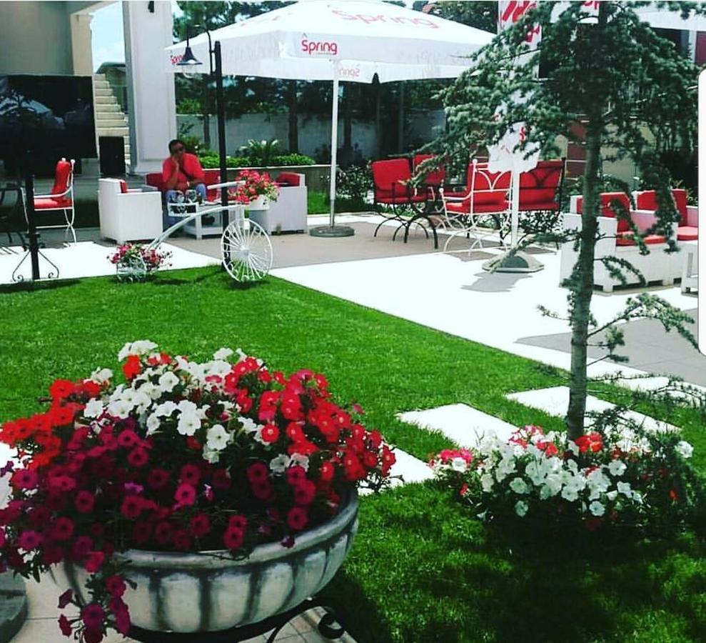 Univers Resort Elbasan Exterior photo